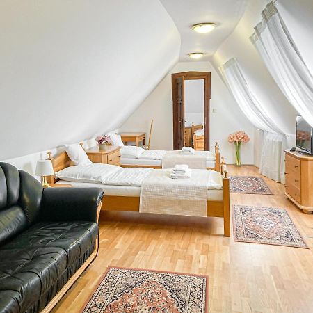 Banská Štiavnica Hotel Salamander - Garni מראה חיצוני תמונה